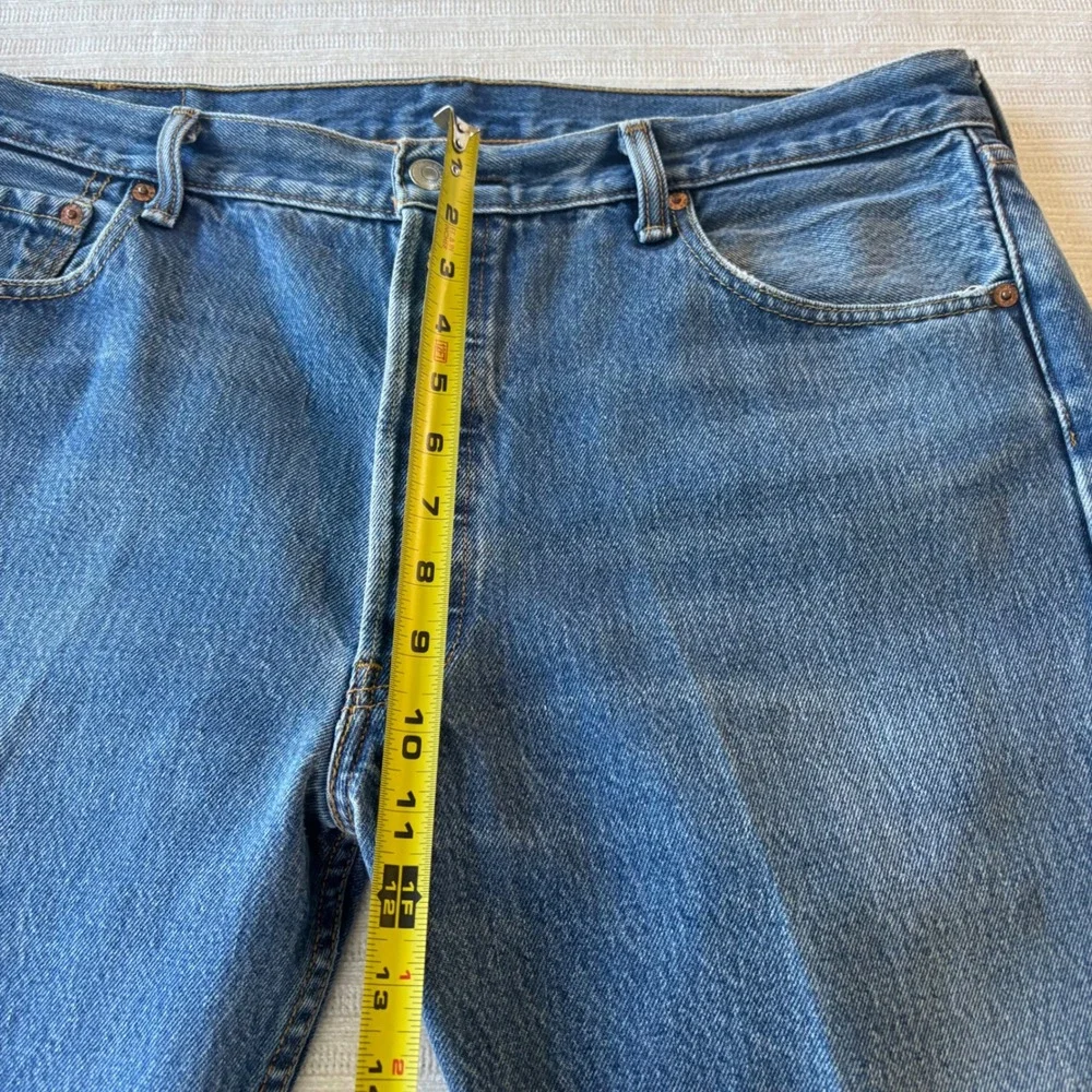 Levis 501 Original Fit Button Fly Straight Leg Blue Denim Jeans Mens 36x29